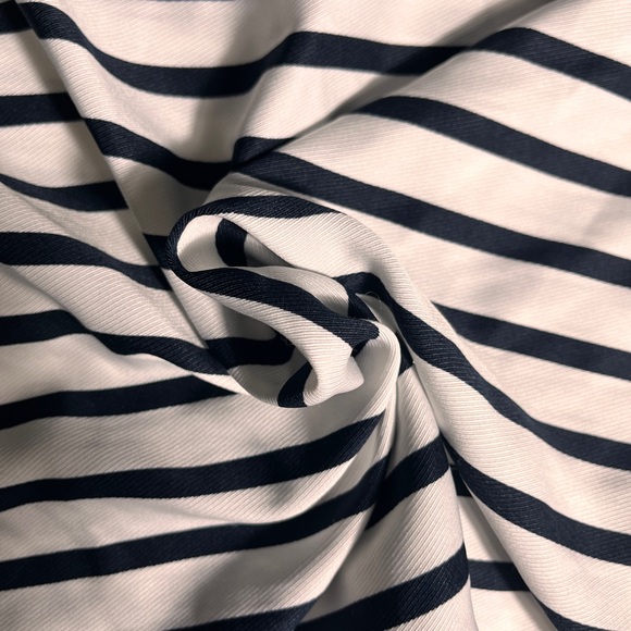 Tommy Hilfiger Navy and White Striped Tee Relaxed Fit Small - Picture 10 of 12